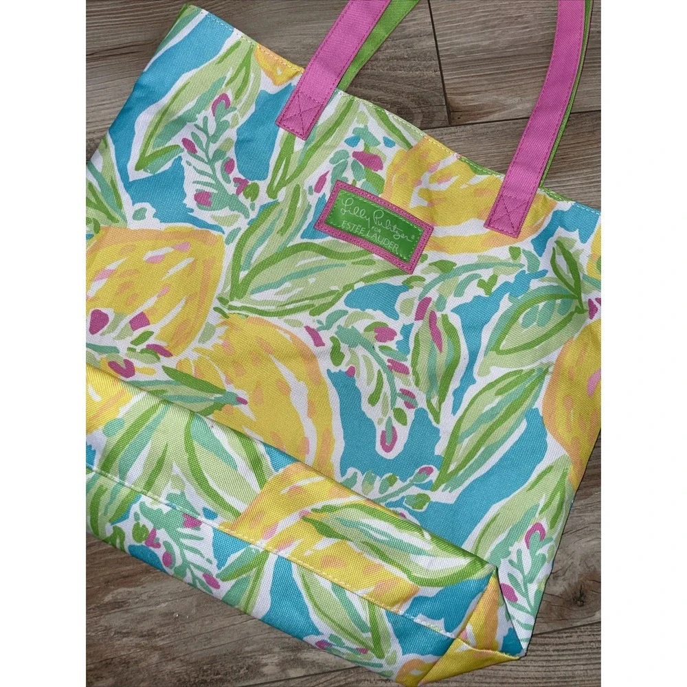 Lilly Pulitzer for Estee Lauder Tote Bag Canvas Yellow Lemons Beach‎ Shopping